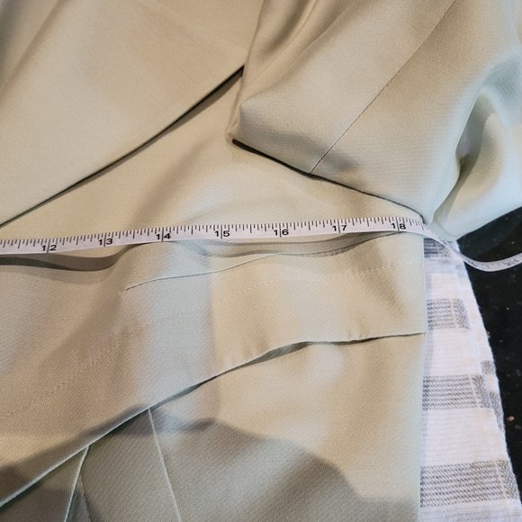 NWT-Sunny Choi skirt suit - Picture 15 of 16